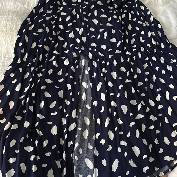 Reformation Zoe Skirt Es - NWT - Size 22 - Picture 7 of 7